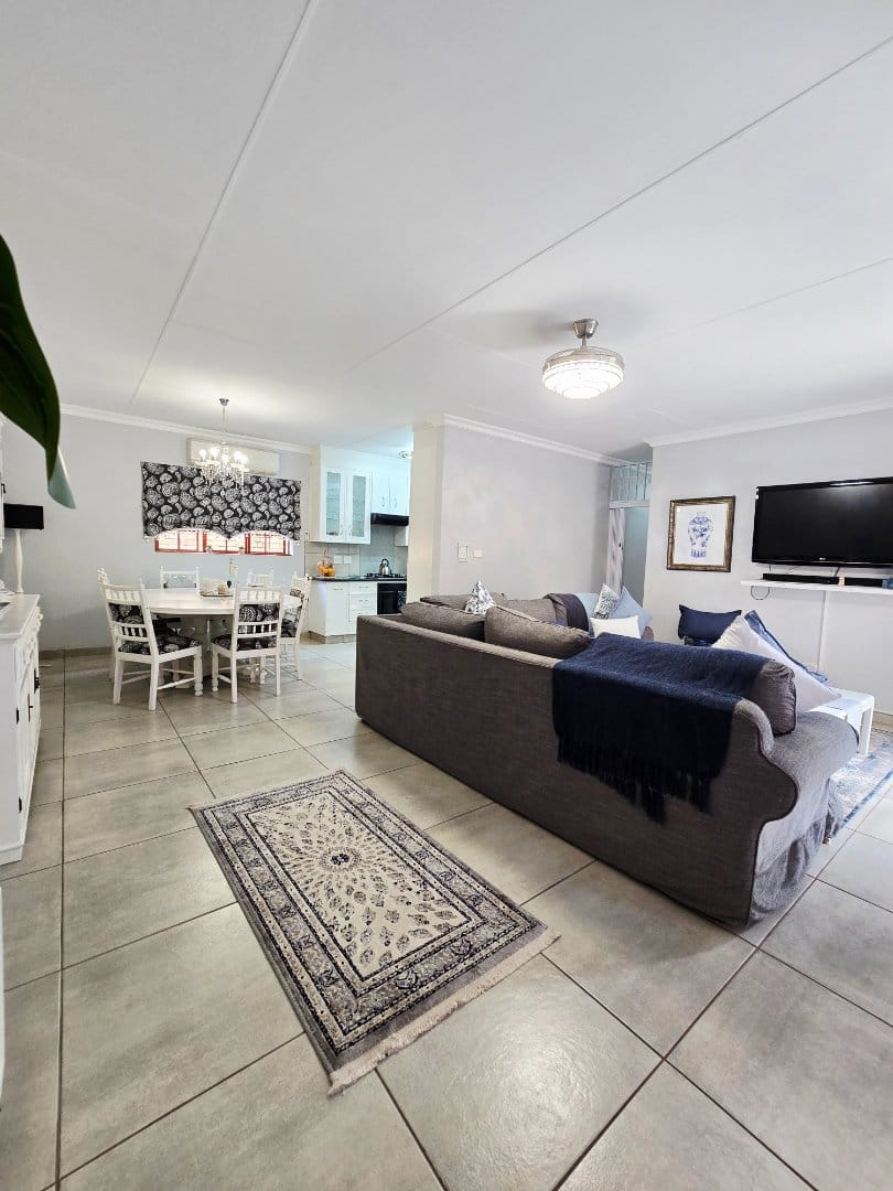 3 Bedroom Property for Sale in Flamwood North West